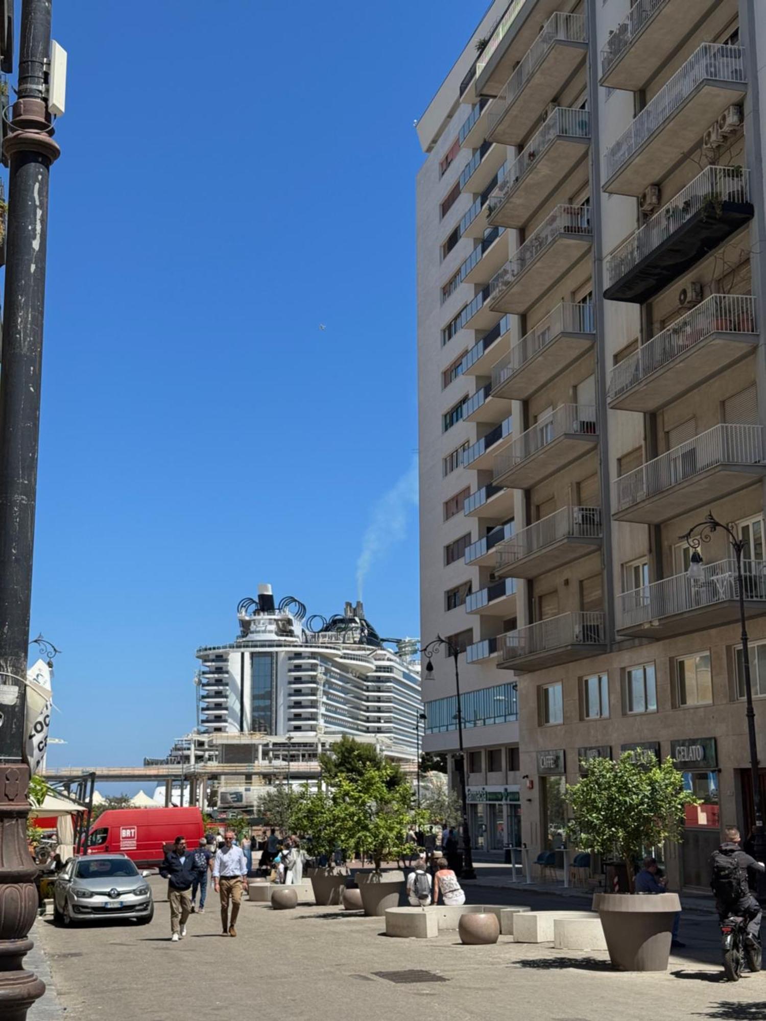 Crispi 120 Rooms New Opening باليرمو المظهر الخارجي الصورة
